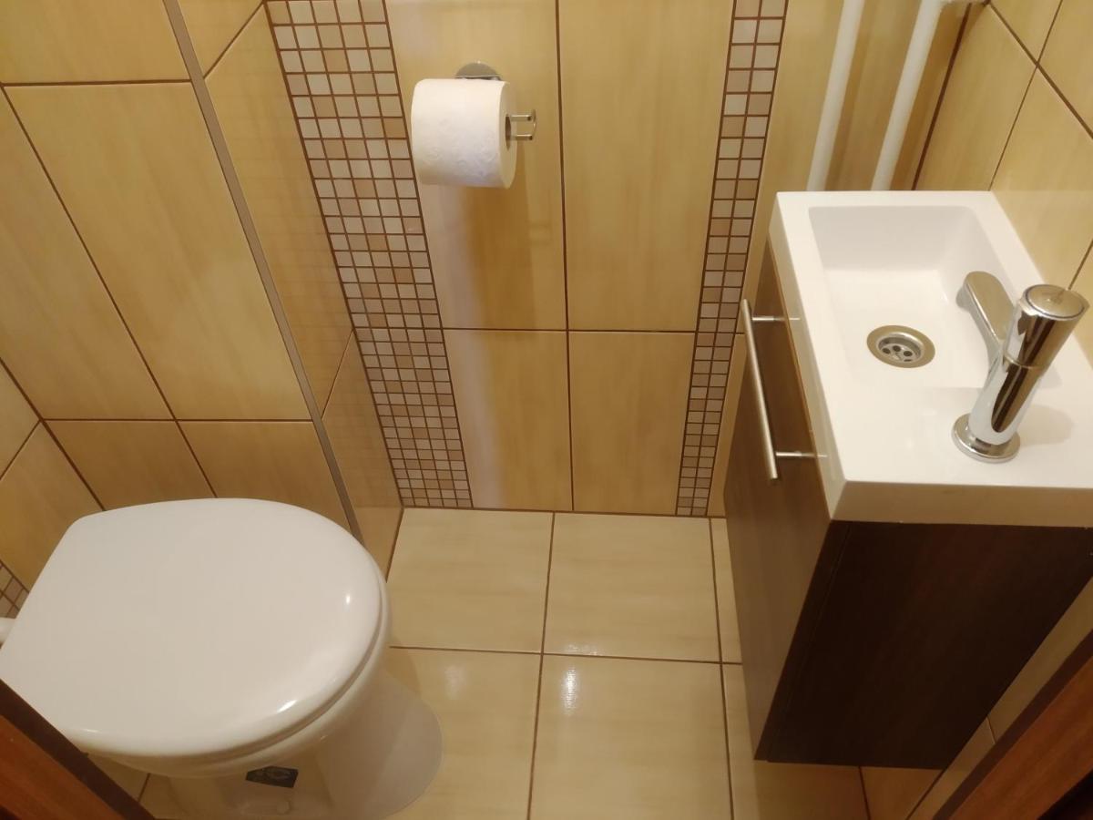 Apartment Sinko - Free Garage Parking, Central, 2 Bedrooms 4 Single Beds, Flexi Check-Out Будапешт Екстер'єр фото